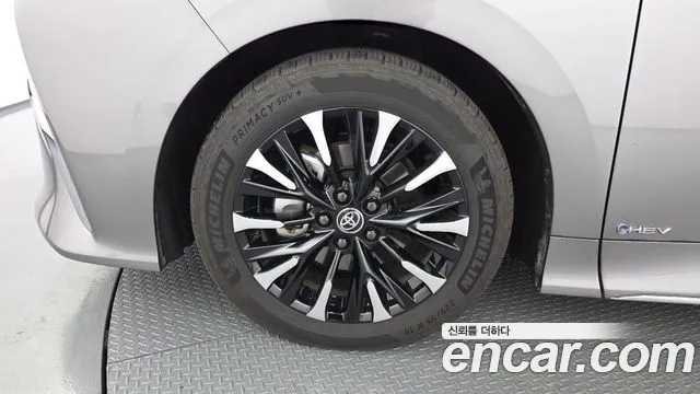 Toyota Alphard — Фото автомобиля 17