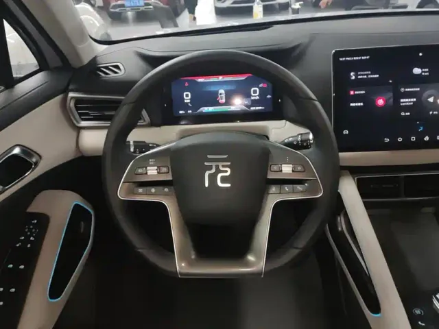 BYD Yuan UP — Фото автомобиля 15