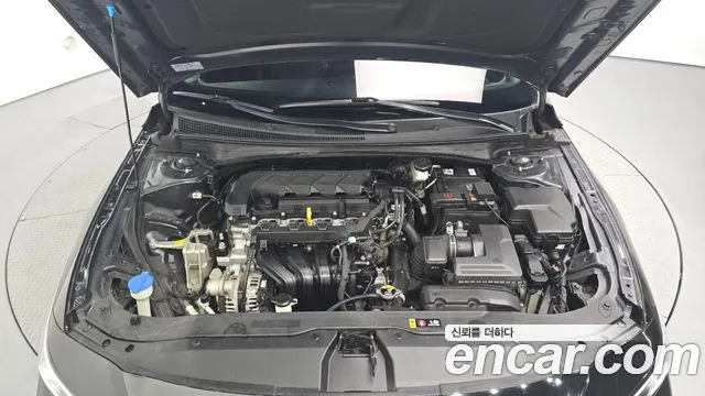 Hyundai Avante CN7 — Фото автомобиля 9