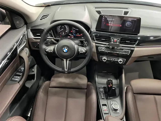 BMW X1 — Фото автомобиля 12