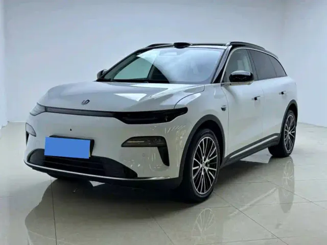 Фотография автомобиля — Leapmotor C11