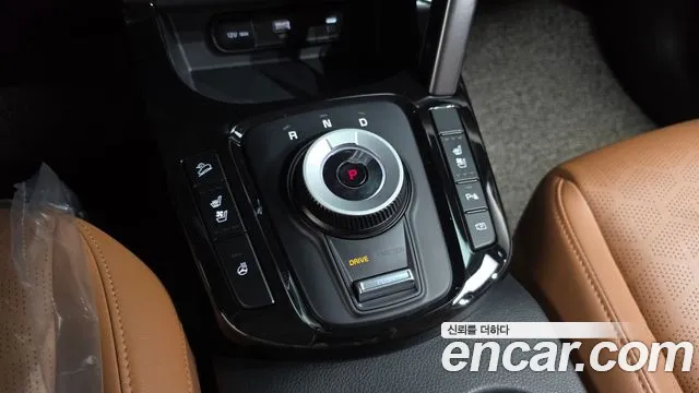 Kia Seltos Бензин 1.6 турбо 2WD — Фото автомобиля 8