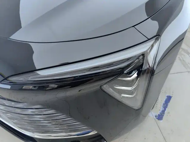 Buick LaCrosse — Фото автомобиля 5