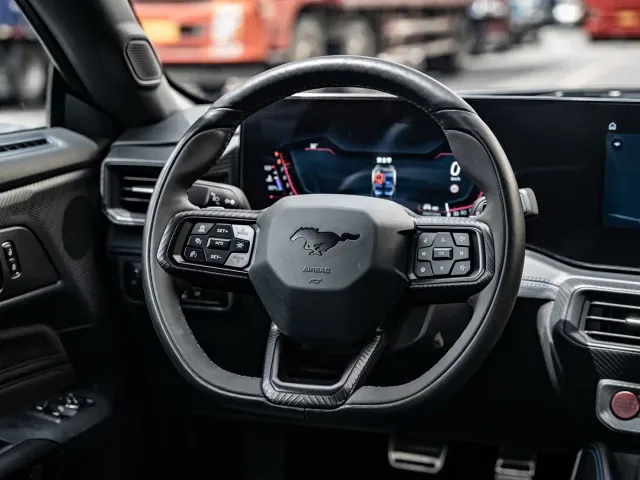 Ford Mustang — Фото автомобиля 13