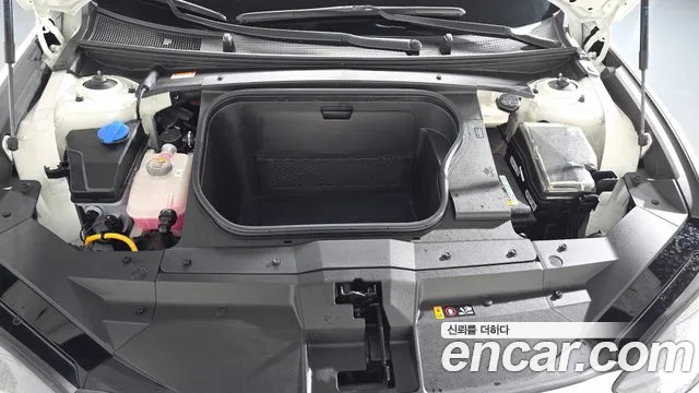 Hyundai Ioniq 6 — Фото автомобиля 9