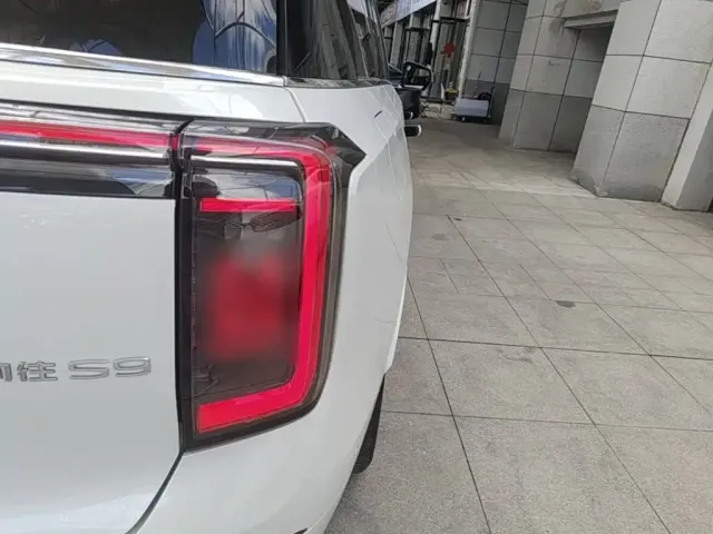 GAC Trumpchi Xiangwang S9 — Фото автомобиля 23