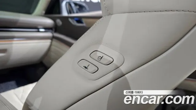 Genesis GV80 — Фото автомобиля 28