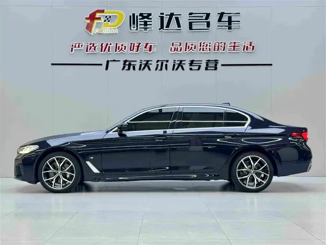BMW 5 Series — Фото автомобиля 4