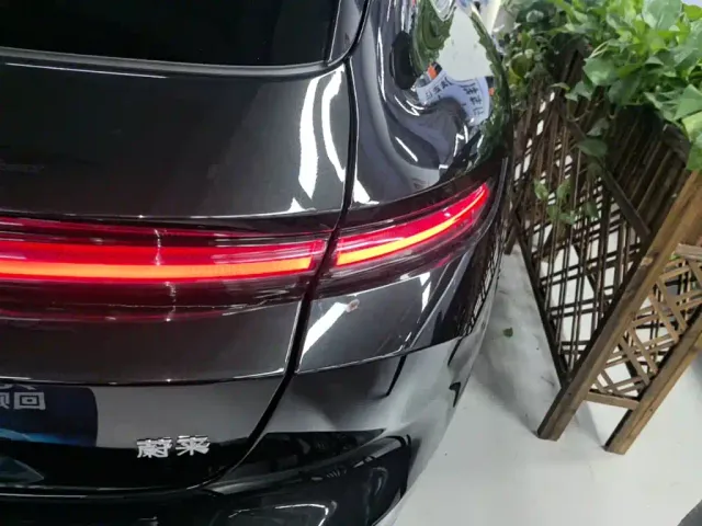 Nio ET5 Touring — Фото автомобиля 7