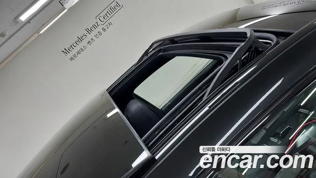 Mercedes-Benz GLE-Class — Фото автомобиля 12