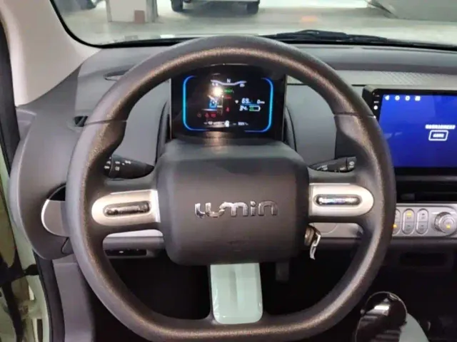 Changan Lumin — Фото автомобиля 23