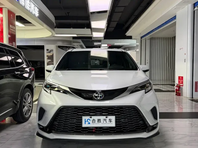 Toyota Granvia — Фото автомобиля 2