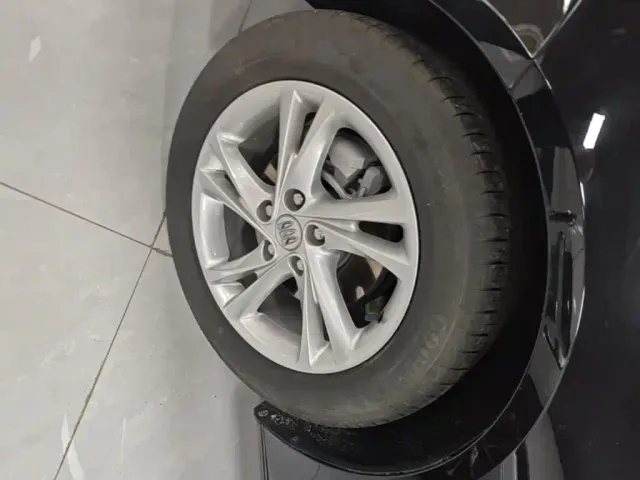 Buick Regal — Фото автомобиля 22