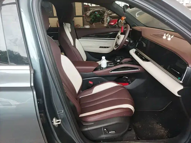 Geely Xingyue L — Фото автомобиля 24