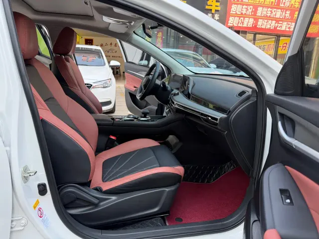 Changan Eado — Фото автомобиля 6