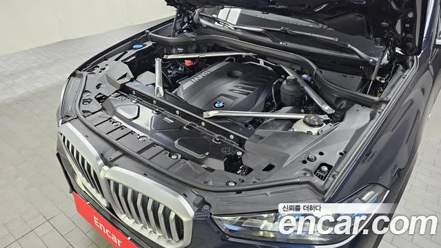 BMW X5 xDrive 40i M Sport — Фото автомобиля 3