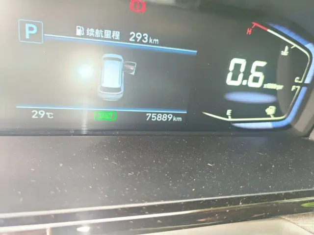 Hyundai Custo — Фото автомобиля 13