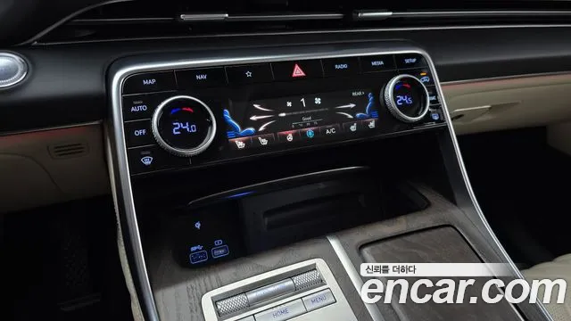 Genesis GV80 — Фото автомобиля 24