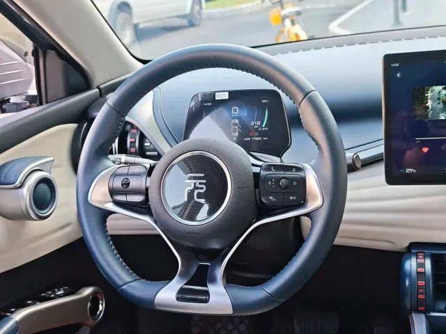 BYD Yuan PLUS — Фото автомобиля 12