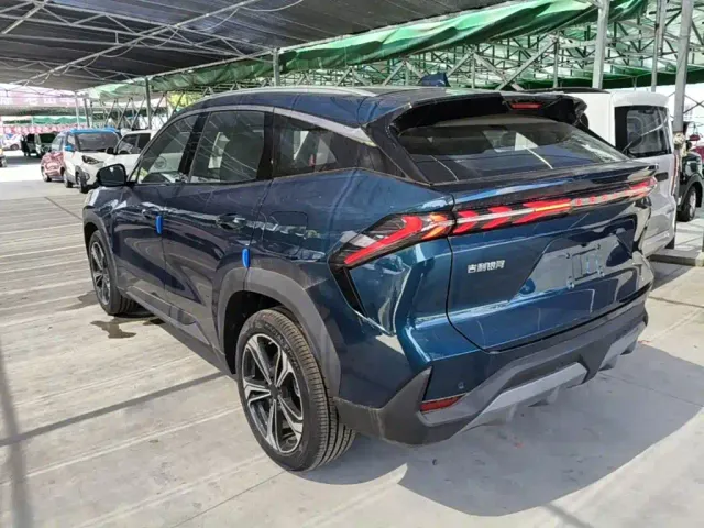 Geely Galaxy L7 — Фото автомобиля 4