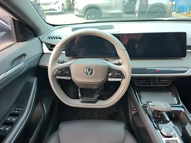 Changan Raeton Plus — Фото автомобиля 10