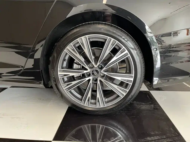 Audi Audi A6L 2024 45 TFSI quattro Premium Dynamic — Фото автомобиля 11