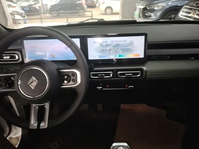 Baojun Yep — Фото автомобиля 9