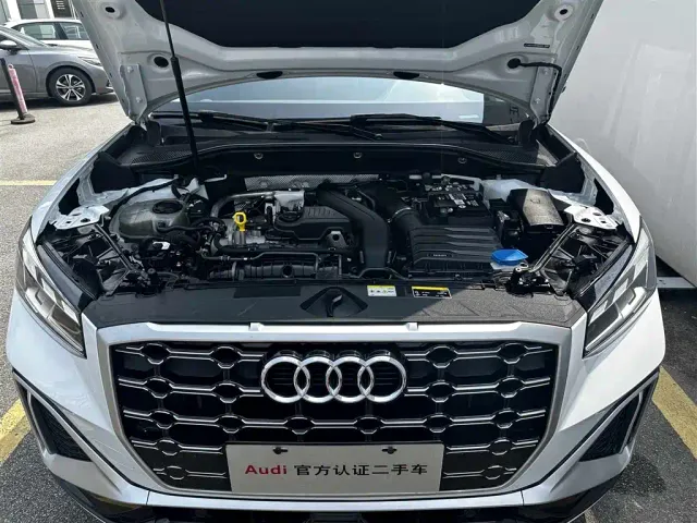 Audi Q2L — Фото автомобиля 9