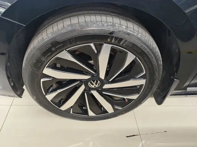 Volkswagen Passat — Фото автомобиля 22