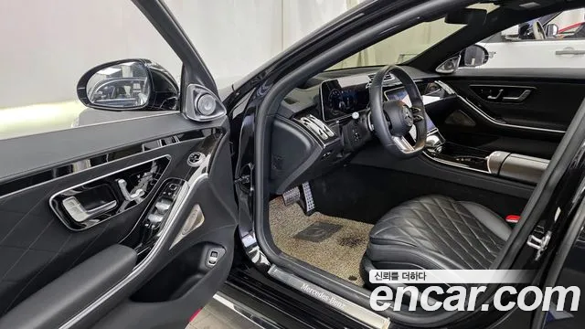 Mercedes-Benz S-Class — Фото автомобиля 10