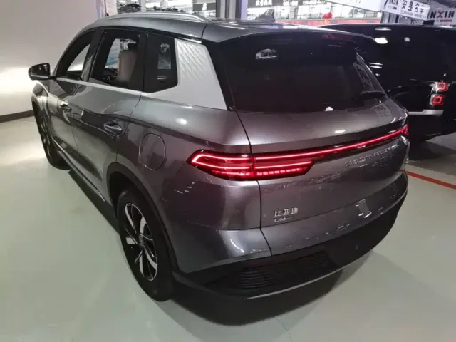BYD Song Pro — Фото автомобиля 4