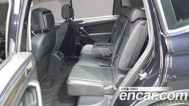 Volkswagen Tiguan — Фото автомобиля 12