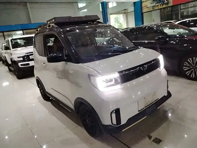 Wuling Hongguang Mini EV — Фото автомобиля 3