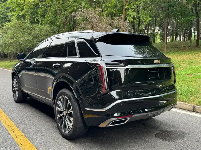Cadillac XT5 — Фото автомобиля 5