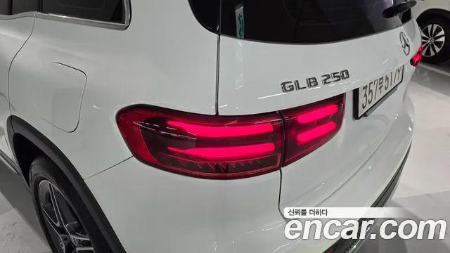 Mercedes-Benz GLB-Class X247 — Фото автомобиля 13