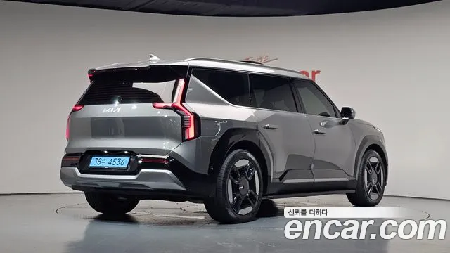 Фотография автомобиля — Kia EV9