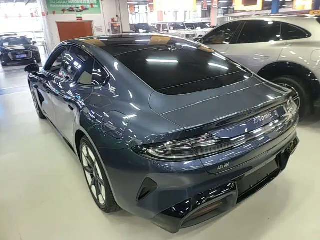 Xiaomi SU7 — Фото автомобиля 4