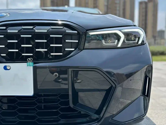 BMW 3 Series — Фото автомобиля 9