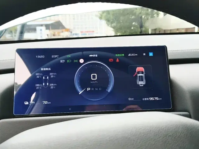 BYD FangChengBao Titanium 3 — Фото автомобиля 11