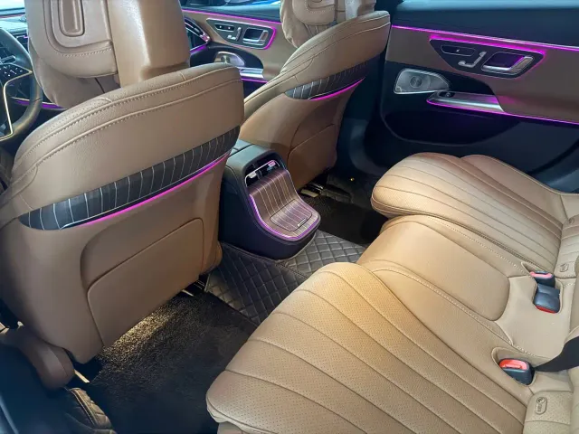 Mercedes-Benz E-Class — Фото автомобиля 13