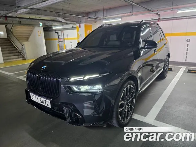 BMW X7 — Фото автомобиля 3