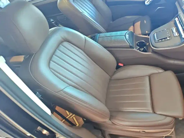 Mercedes-Benz V-Class — Фото автомобиля 24