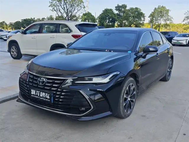 Фотография автомобиля — Toyota Avalon