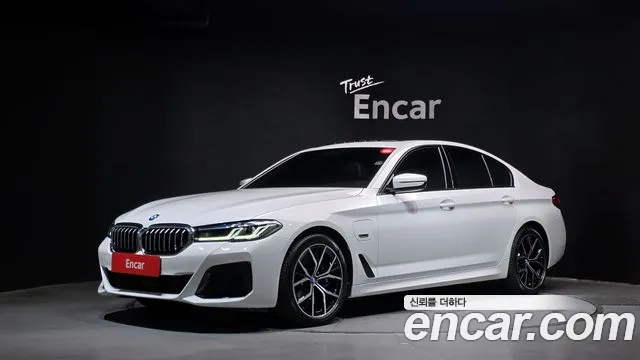 Фотография автомобиля — BMW 5-Series