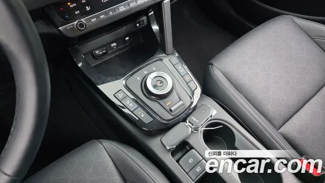 Kia Seltos — Фото автомобиля 9