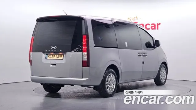 Hyundai Staria Staria Карго 3 места — Фото автомобиля 2