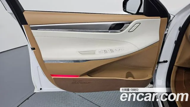 Hyundai Grandeur Grandeur (New) — Фото автомобиля 23