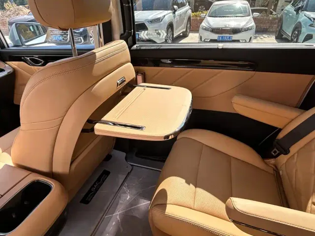 GAC Trumpchi E8 — Фото автомобиля 15
