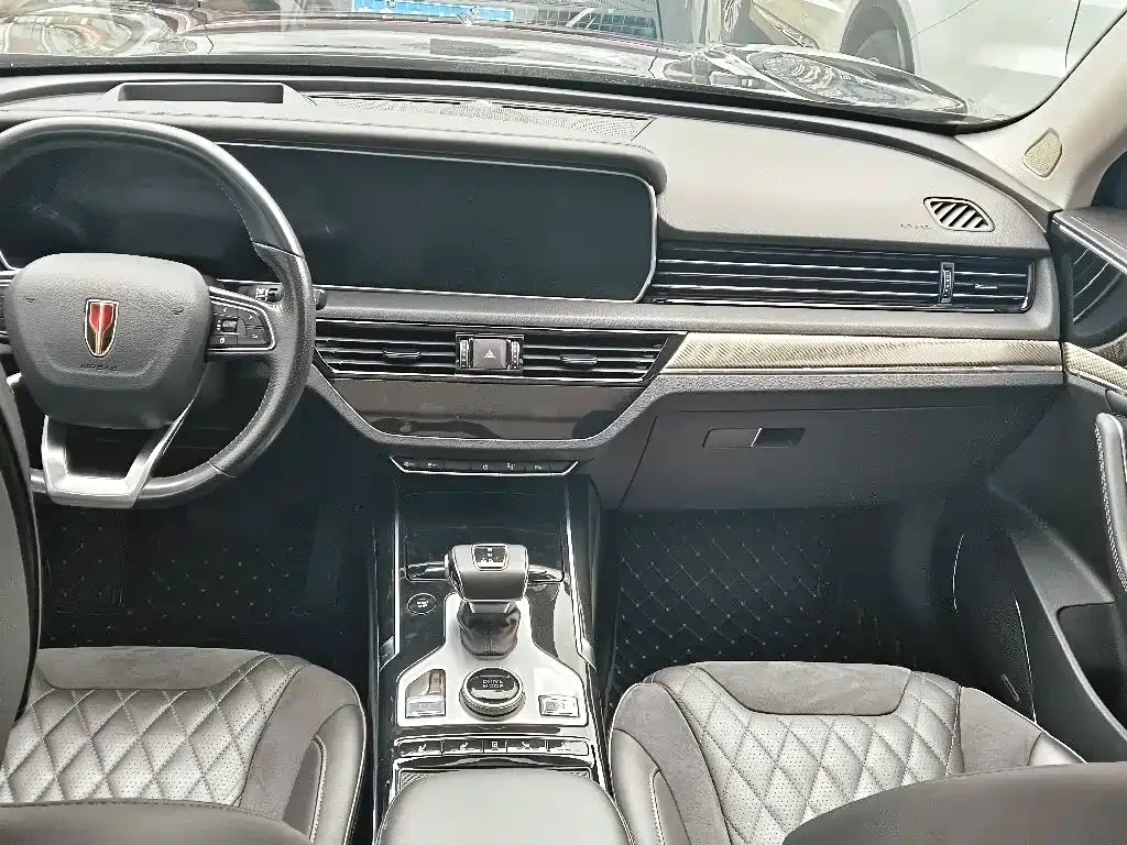 Hongqi Hongqi HS5 2022 2.0T Smart Connect Flagship AWD Edition — Фото автомобиля 5