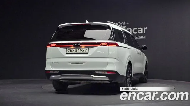 Kia Canival Carnival 4 поколение 9 мест Noblesse — Фото автомобиля 4